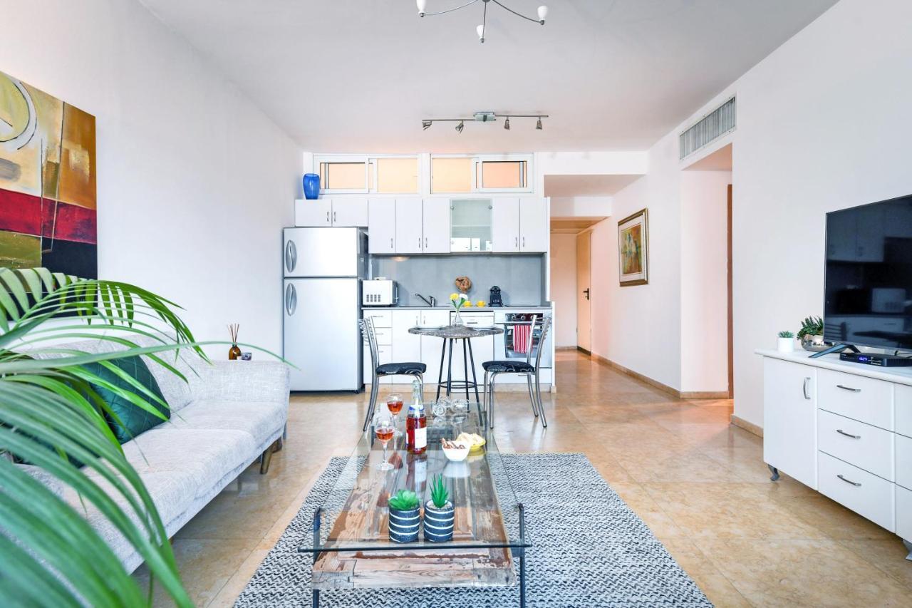 Апартаменты Deluxe 2Br Apt W Pool In Historical Jaffa By Sea N' Rent Тель-Авив Экстерьер фото